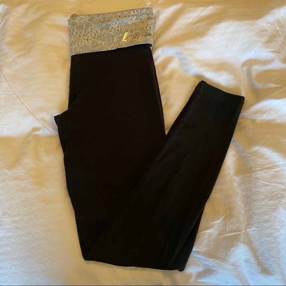 Victoria’s Secret PINK yoga leggings